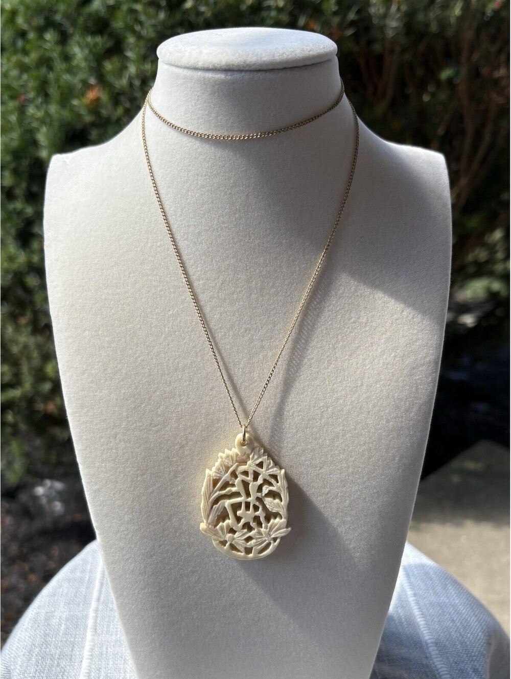 Vintage B.A.B 1/20 12K Gold Filled Chain Carved Pendant Necklace